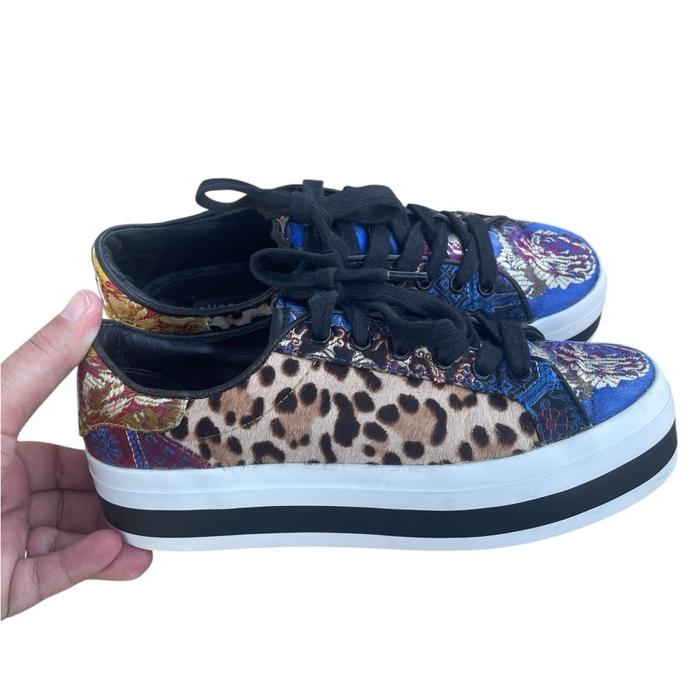 Alice and‎ Olivia Ezra embroidered platform sneakers, SC810111501, Size 5, EUC